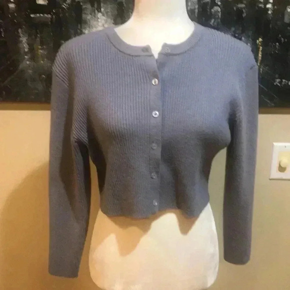 Lavender Button Front Cropped Ribbed Cardigan-M - Picture 5 of 7